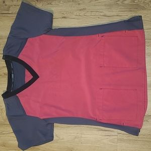 carhartt pink/redish /grey scrub